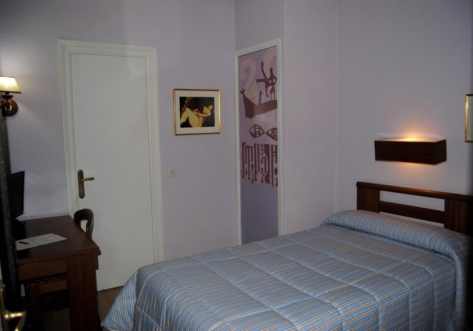 Hotel Pedro Torres Cuenca  Exterior photo