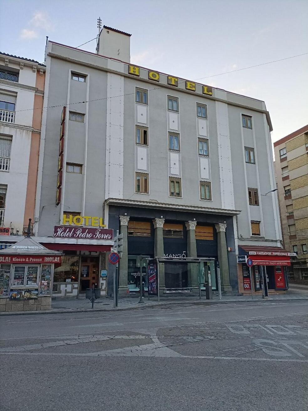 Hotel Pedro Torres Cuenca  Exterior photo
